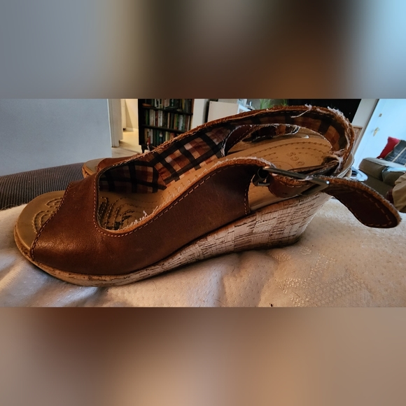 CROCS - Picture 3 of 5